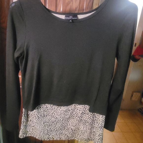 TWO Nursing Queen Shirts - Cheetah & Black long sleeve + Olive Tshirt - Picture 3 of 7